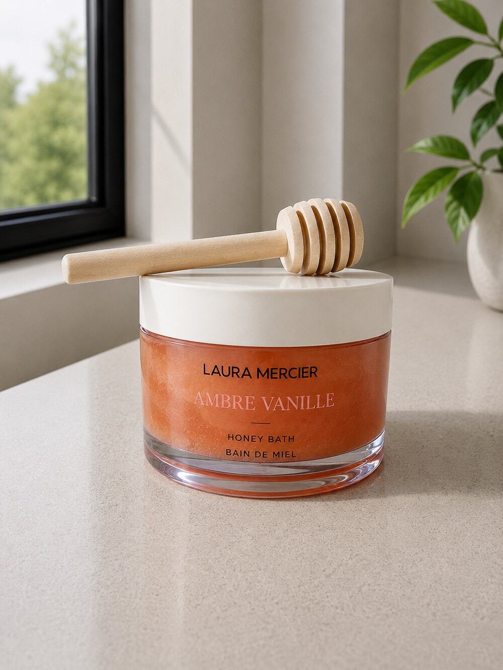 $39 New Laura Mercier Ambre Vanille Honey Bath 2.8 oz 85mL